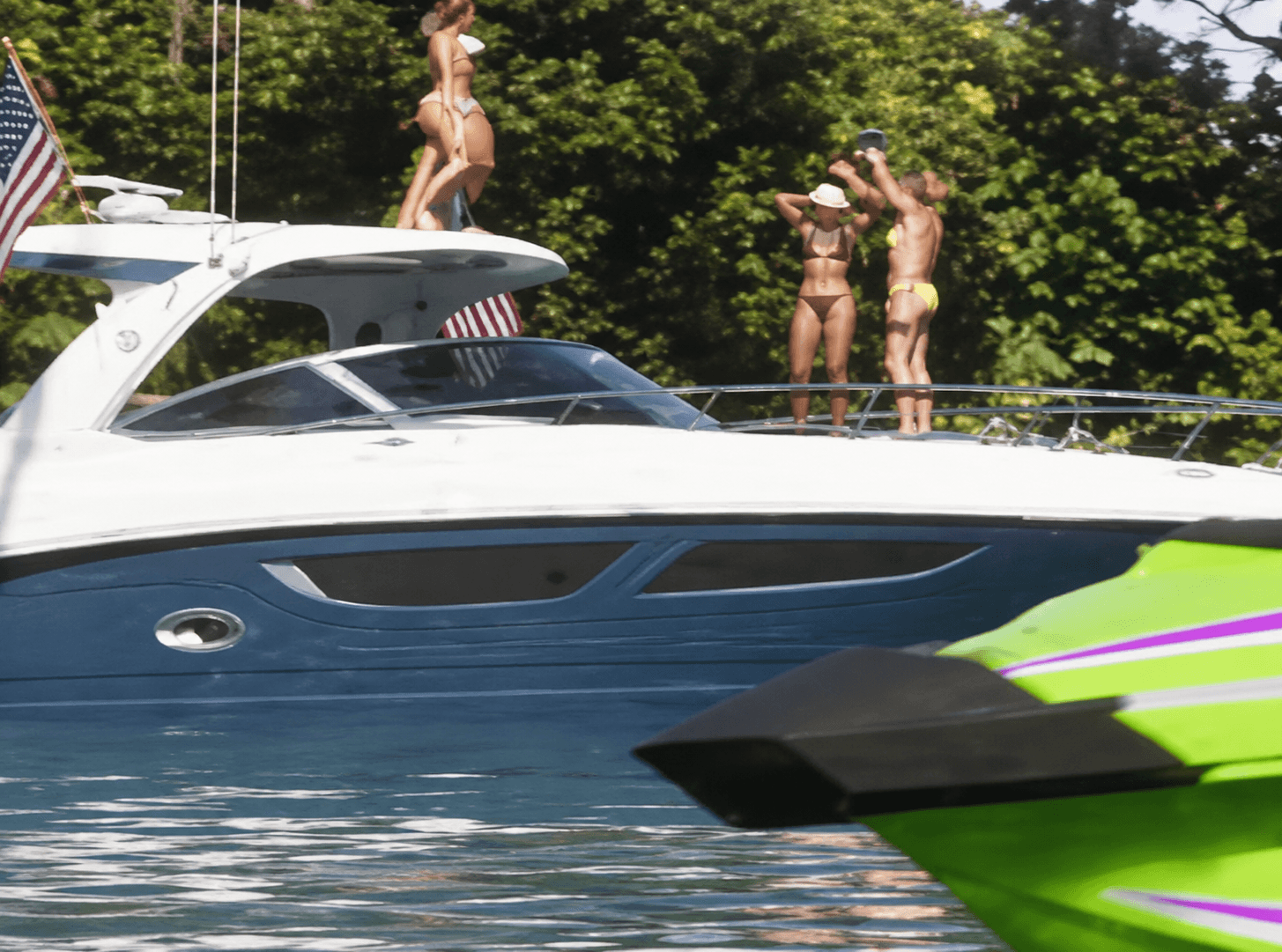 Chaparral Premiere 400 - Vehicle image 1 of 1 in GTA 6