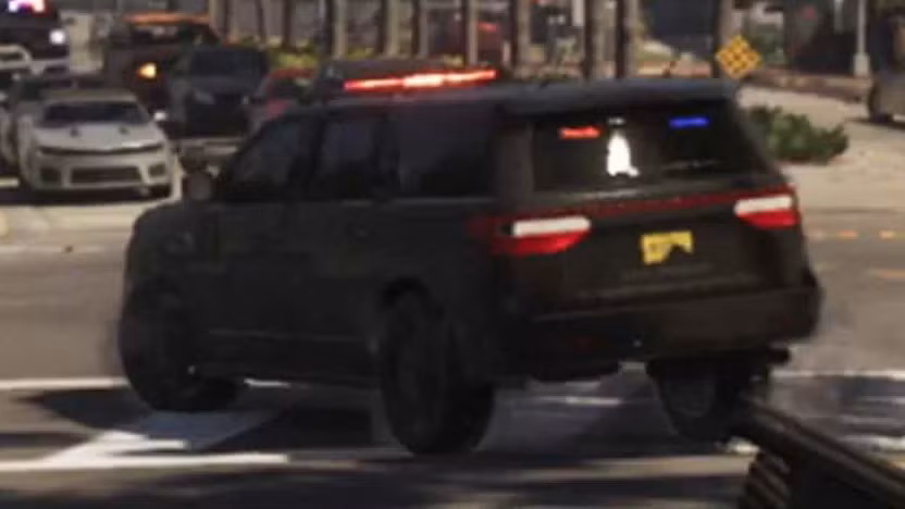 Police Landstalker XL - Emergency image 1 of 2 in GTA 6